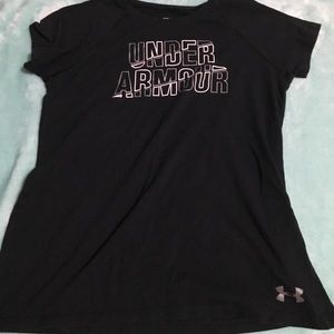 Girls black under armor shirt